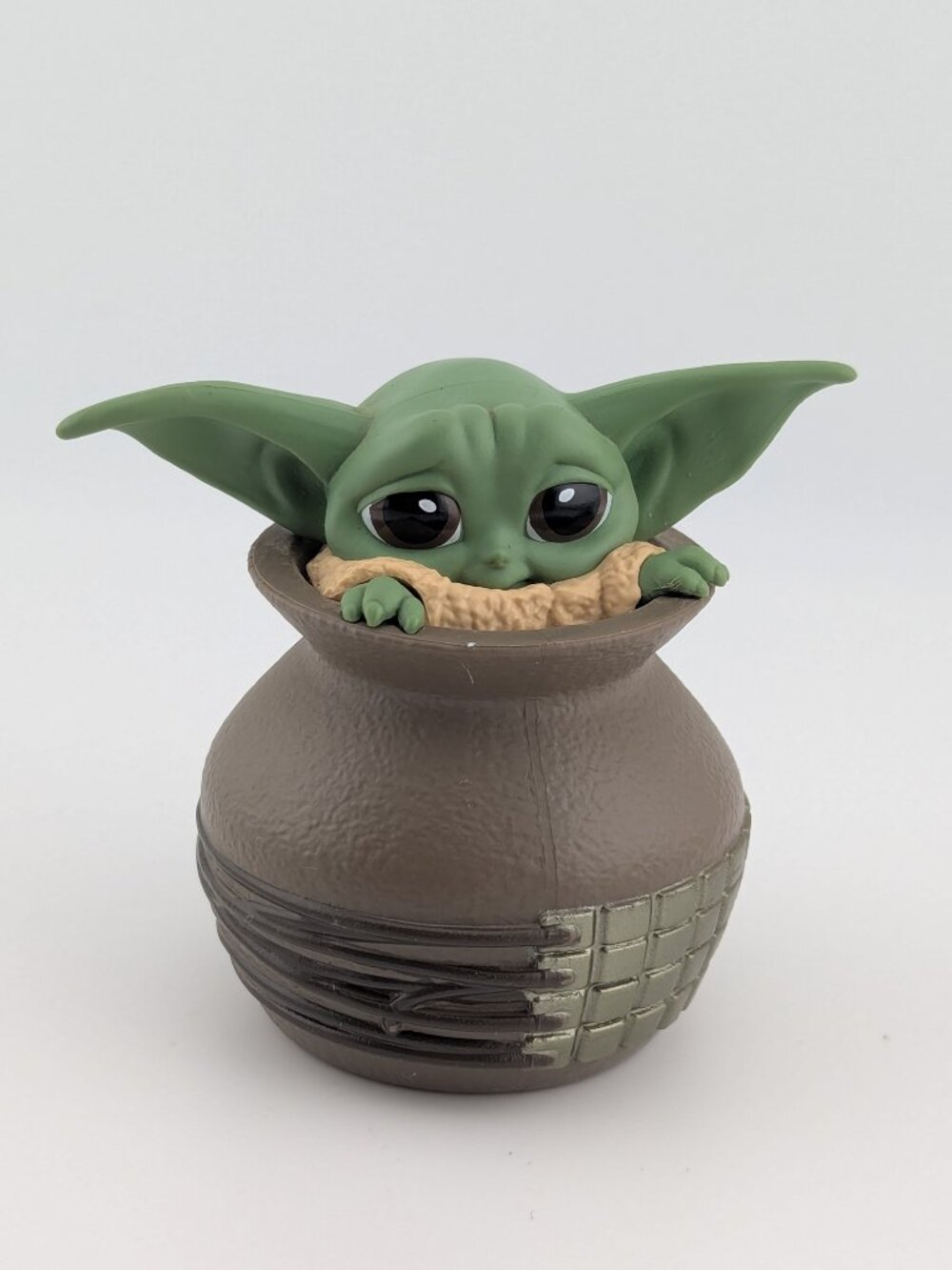 Star Wars Grogu Baby Yoda Hover Pram Mini Figure – Hasbro The Mandalorian